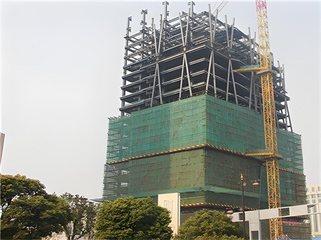 高層鋼結構的柱距