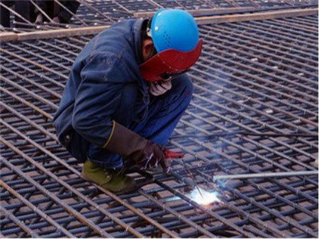 提升鋼結構焊縫質量的方法